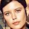 Beren Saat Picture