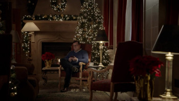 A Shoe Addict's Christmas (2018) download