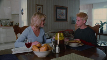 Betrayal (2003) download