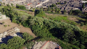 Bombing Pompeii (2023) download