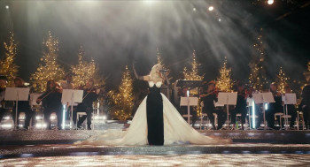 Christina Aguilera: Christmas in Paris (2025) download