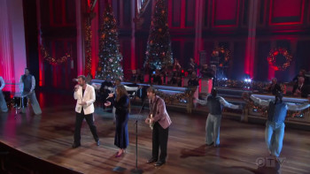 CMA Country Christmas (2025) download