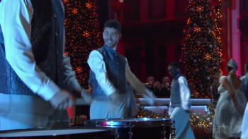 CMA Country Christmas (2025) download