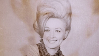 Dolly Parton: Here I Am (2019) download