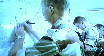 En jouant 'Dans la compagnie des hommes' (2003) download