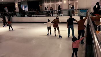 Everybody Hates Christmas (2024) download