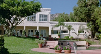 Glitch! (1988) download