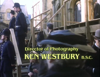 Hands of a Murderer (1990) download