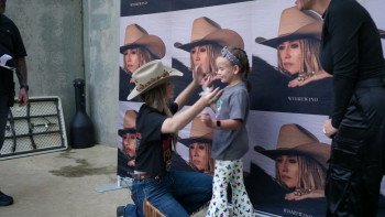 Lainey Wilson: Keepin' Country Cool (2026) download