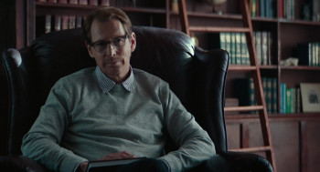 Laura Hasn't Slept (2020) download