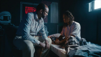 Llueve sobre Babel (2025) download