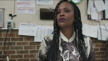 Love & Drugs (2018) download