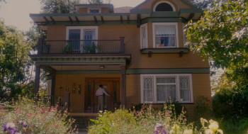 Love Hurts (2009) download