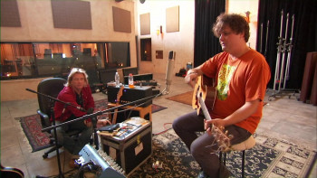 Love Shines (2010) download