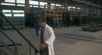 Mani di velluto (1979) download