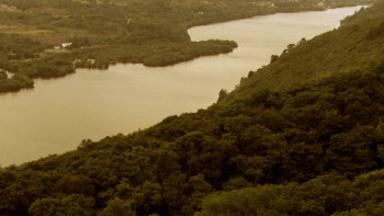 Mega Piranha (2010) download