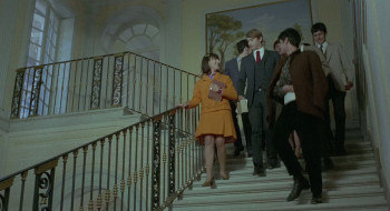 Pronto... c'è una certa Giuliana per te (1967) download