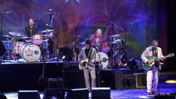 Ringo Starr and His All Starr Band Live at the Greek Theater (2010) download