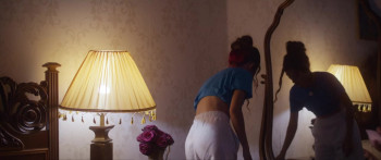 Sirenele 3: Legenda Coroanei (2025) download