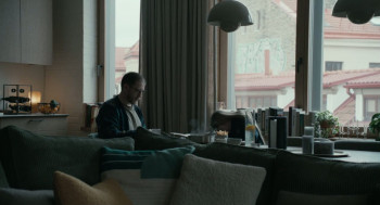 Skyrybos karo metu (2026) download