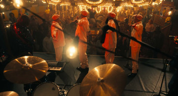 Song Sung Blue (2025) download