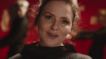 The Extraordinary Miss Flower (2024) download