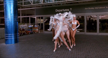 The Naked Truth (1992) download