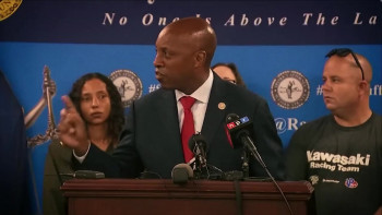 TMZ Investigates: Gilgo Beach Serial Murders: Missed Warning Signs (2023) download