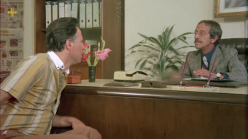 Uyanik Gazeteci (1988) download