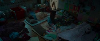 Yang guang nü zi he chang tuan (2025) download