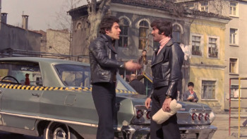 Yüregimde Yare Var (1974) download
